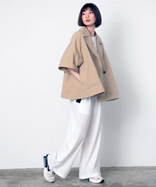 AVIE（アビィ）の「タスランナイロンオックスジャケット（テーラードジャケット・レディース・ベージュ/ブラック・38）」の9枚目の写真