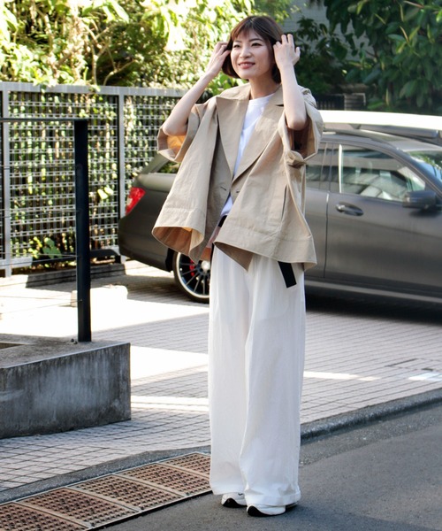 AVIE（アビィ）の「タスランナイロンオックスジャケット（テーラードジャケット・レディース・ベージュ/ブラック・38）」の12枚目の写真