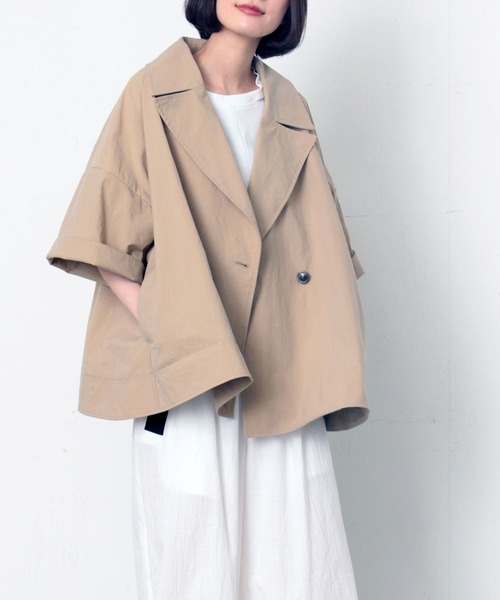 AVIE（アビィ）の「タスランナイロンオックスジャケット（テーラードジャケット・レディース・ベージュ/ブラック・38）」の3枚目の写真