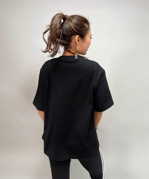 ROXY(ロキシー)の「ROXY/ロキシー ルーズシルエット ラインテープ柄Tシャツ RST212550(Tシャツ/カットソー・レディース・ブラック/パープル/ホワイト・M/L)」の6枚目の写真