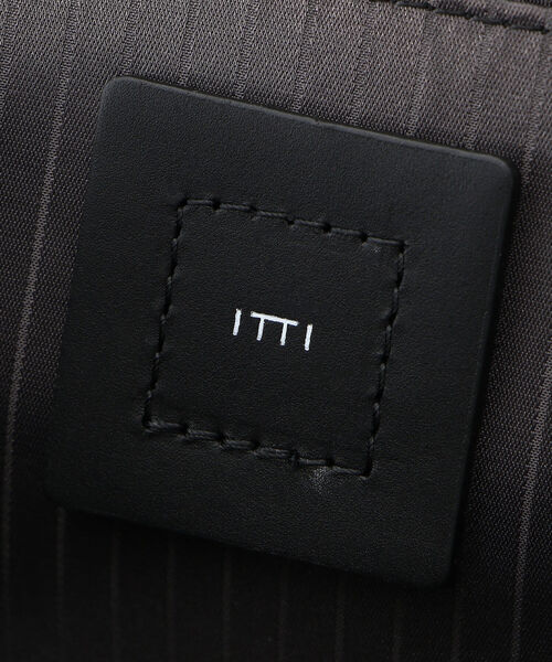 ITTI（イッチ）の「ITTI/イッチ/MICHELLE PHONE MESSENGER /WEIN CALF（ショルダーバッグ・メンズ・ブラック・FREE）」の9枚目の写真
