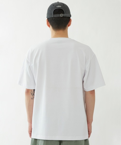 LMCの「【LMC】BASIC OG TEE / エルエムシー ベーシック OG ワンポイント ロゴ Tシャツ（Tシャツ/カットソー・メンズ・ブルー/ブラック/ホワイト/チャコールグレー・SMALL/LARGE/MEDIUM/X-LARGE）」の13枚目の写真