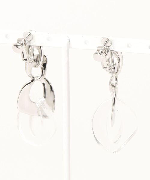 Lugnoncure（ルノンキュール）の「クリアチェーンイヤリング（イヤリング・レディース・シルバー・ﾌﾘ-）」の2枚目の写真