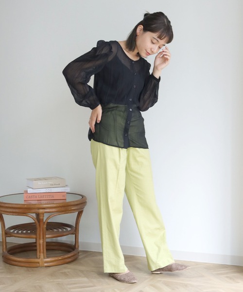 HER CLOSET（ハークローゼット）の「【HERCLOSET】2WAYシアークリンクルブラウス（シャツ/ブラウス・レディース・ホワイト/ブラック/グレー/ピンクベージュ・M）」の14枚目の写真