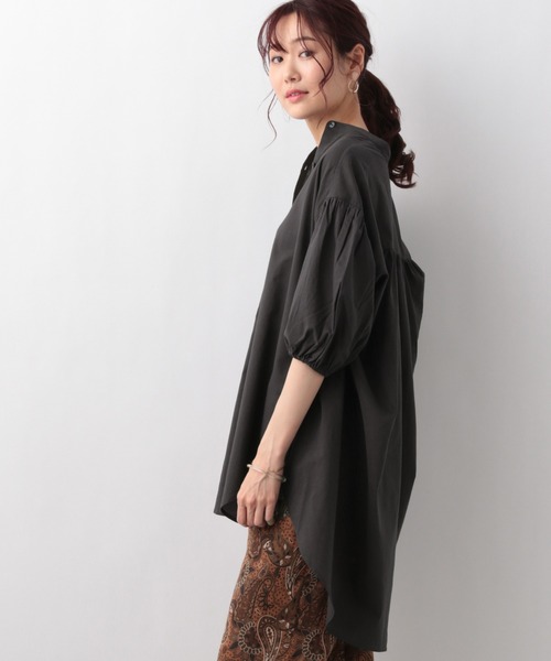 GLOBAL WORK（グローバルワーク）の「バックボリュームシャツ/950374（シャツ/ブラウス・レディース・ダークグレー/グリーン/アイボリー・FREE）」の2枚目の写真