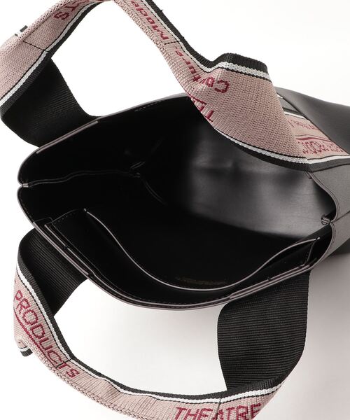 THEATRE PRODUCTS（シアタープロダクツ）の「FAKE LEATHER TOTE “MISSISSIPPI” -S-（トートバッグ・レディース・ブラック/アイボリー・FREE）」の7枚目の写真