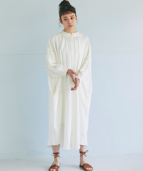 and R（アンドアール）の「タックフリルワンピース（シャツワンピース・レディース・アイボリー/チャコールグレー・FREE）」の13枚目の写真