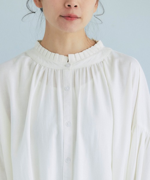 and R（アンドアール）の「タックフリルワンピース（シャツワンピース・レディース・アイボリー/チャコールグレー・FREE）」の4枚目の写真