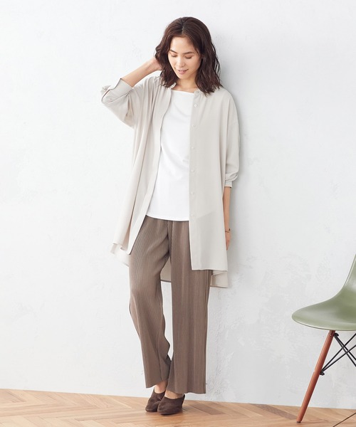 COMME CA ISM（コムサイズム）の「サイドボタンバンドカラーロングシャツ（シャツ/ブラウス・レディース・ダークブラウン/ボルドー/グレイッシュベージュ・MEDIUM/LARGE）」の18枚目の写真