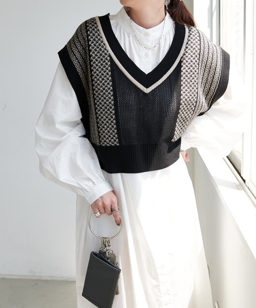 DISCOAT(ディスコート)の「【WEB限定】スタンドカラーボリュームワンピ(シャツワンピース・レディース・ホワイト/ブラック/スミクロ・FREE)」の21枚目の写真