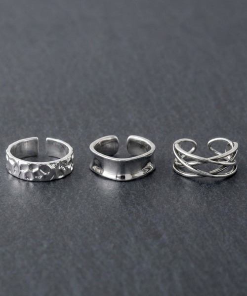 REBALANCE（リバランス）の「メンズリング 3点セット【サイズ調整可能】（リング・メンズ・A/B/C/D/E/F/G/H/I/J/K/L/M/N/Q/P/O/R/S/T/U/V/その他1/その他2/その他3/その他5/W/その他8/その他10/X/Z/その他4/その他7/その他9/Y/その他/その他6・FREE）」の2枚目の写真