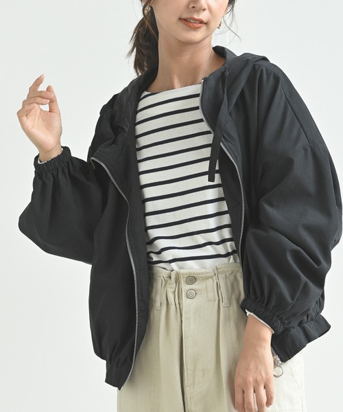 rps(アールピーエス)の「ボリュームフードブルゾン(ブルゾン・レディース・ブラック/アイボリー/ライトカーキ/グレイッシュベージュ・M)」の1枚目の写真