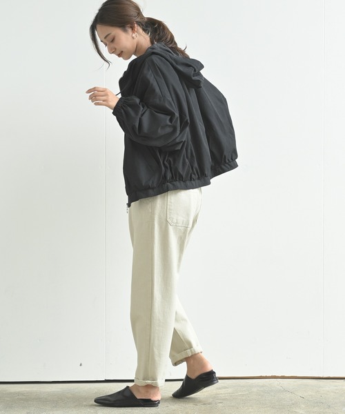 rps(アールピーエス)の「ボリュームフードブルゾン(ブルゾン・レディース・ブラック/アイボリー/ライトカーキ/グレイッシュベージュ・M)」の11枚目の写真