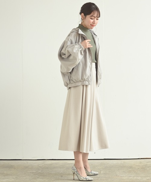 rps(アールピーエス)の「ボリュームフードブルゾン(ブルゾン・レディース・ブラック/アイボリー/ライトカーキ/グレイッシュベージュ・M)」の22枚目の写真