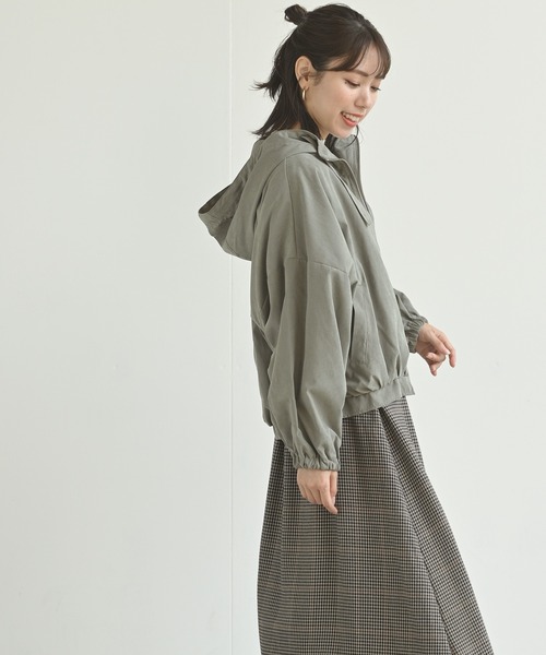 rps(アールピーエス)の「ボリュームフードブルゾン(ブルゾン・レディース・ブラック/アイボリー/ライトカーキ/グレイッシュベージュ・M)」の13枚目の写真