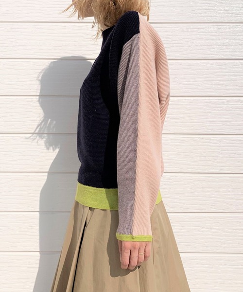 Q（キュー）の「ブロックカラー横リブドルマンニット（ニット/セーター・レディース・ブラック/ベージュ・MEDIUM）」の6枚目の写真