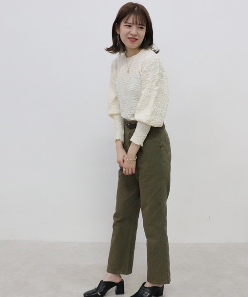 Cheek(チーク)の「タックチノパンツ(チノパンツ・レディース・ベージュ/カーキ/アイボリー・SMALL/MEDIUM)」の11枚目の写真