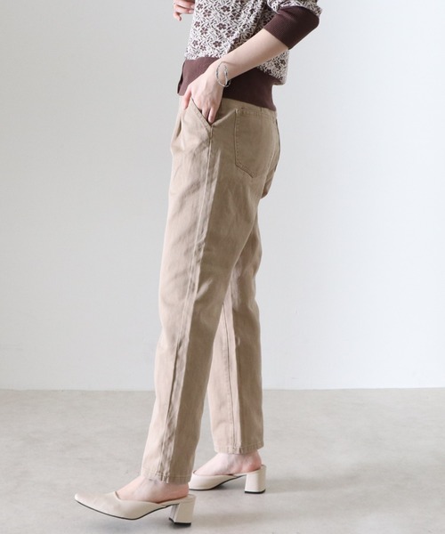 Cheek(チーク)の「タックチノパンツ(チノパンツ・レディース・ベージュ/カーキ/アイボリー・SMALL/MEDIUM)」の20枚目の写真