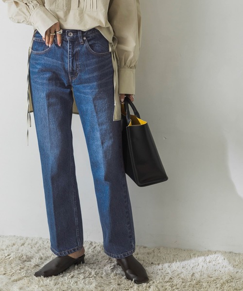 URBAN RESEARCH（アーバンリサーチ）の「セミフレアデニムパンツ（デニムパンツ・レディース・ブルー/インディゴブルー・34/38/36）」の2枚目の写真