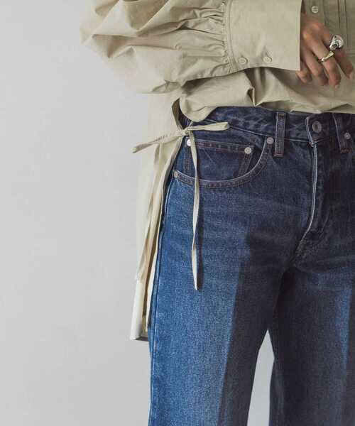 URBAN RESEARCH（アーバンリサーチ）の「セミフレアデニムパンツ（デニムパンツ・レディース・ブルー/インディゴブルー・34/38/36）」の7枚目の写真