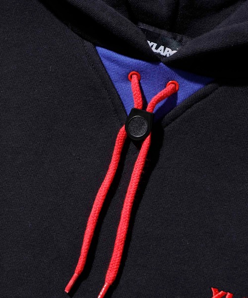 XLARGE（エクストララージ）の「STRIPE RIB PULLOVER HOODED SWEAT（パーカー・メンズ・ブラック/ネイビー/グリーン・S/M/L/XL）」の8枚目の写真