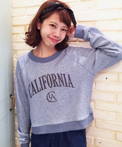 Kastane（カスタネ）の「【Kastane】CA刺繍裏毛プルオーバー（Tシャツ/カットソー・レディース・ベビーピンク/ブルー/アイボリー/グレー・FREE）」の5枚目の写真