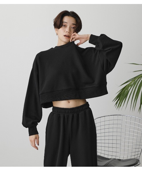 AZUL by moussy（アズールバイマウジー）の「T/H SHORT SWEAT TOPS/ T/Hショートスウェットトップス（スウェット・レディース・ブラック/杢グレー/ライトベージュ・FREE）」の5枚目の写真