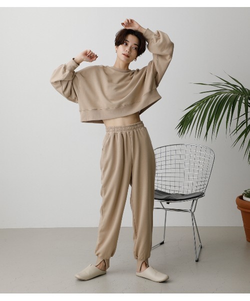 AZUL by moussy（アズールバイマウジー）の「T/H SHORT SWEAT TOPS/ T/Hショートスウェットトップス（スウェット・レディース・ブラック/杢グレー/ライトベージュ・FREE）」の16枚目の写真