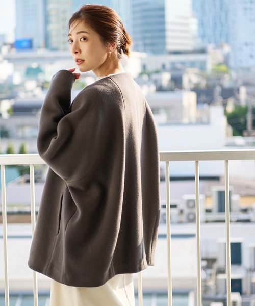 RIVE DROITE（リヴドロワ）の「ミニマルなデザインがこなれ感を演出