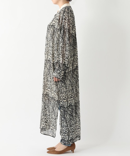 RIVE DROITE(リヴドロワ)の「シックなフラワー柄が魅力の主役ワンピ クレリックシャツワンピース(シャツワンピース・レディース・ブラウン/ブラック・FREE)」の13枚目の写真