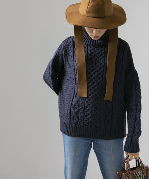 Oldderby Knitwear（オールダービーニットウェア）の「【別注】OLDDERBY KNITWEAR×URBAN RESEARCH　ケーブルニット（ニット/セーター・レディース・ネイビー/アイボリー・-）」の4枚目の写真