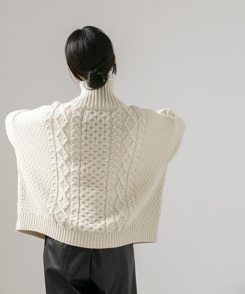 Oldderby Knitwear（オールダービーニットウェア）の「【別注】OLDDERBY KNITWEAR×URBAN RESEARCH　ケーブルニット（ニット/セーター・レディース・ネイビー/アイボリー・-）」の11枚目の写真