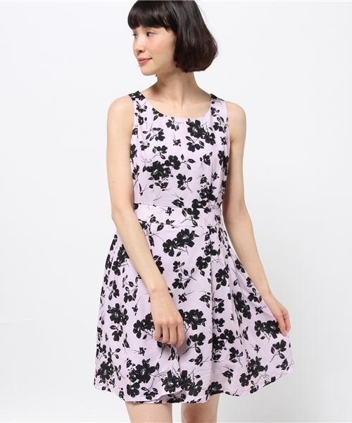 one after another NICE CLAUP(ワンアフターアナザーナイスクラップ)の「【ナイスクラップ】花柄リボンワンピース(ワンピース・レディース・オフホワイト/ピンク系その他/ブラック・FREE)」の3枚目の写真