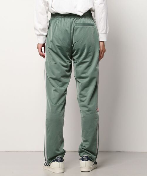 adidas（アディダス）の「ボバ・フェット ファイヤーバード トラックパンツ / アディダスオリジナルス（スウェットパンツ・メンズ・ブラック/グリーン・MEDIUM/XXX-LARGE/X-SMALL/X-LARGE）」の4枚目の写真