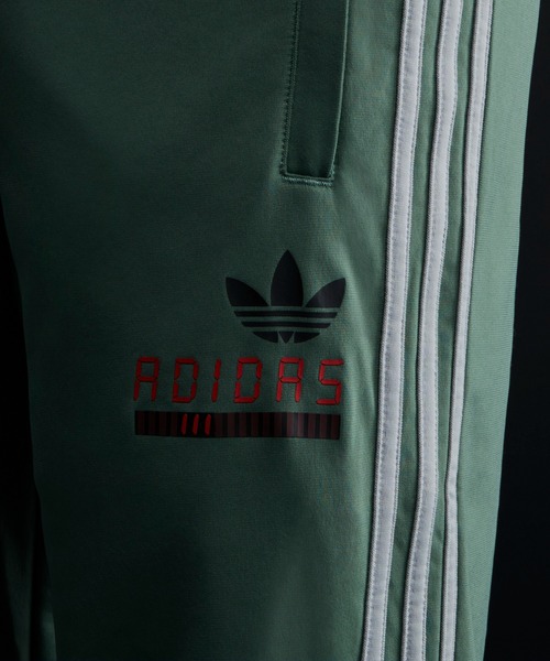 adidas（アディダス）の「ボバ・フェット ファイヤーバード トラックパンツ / アディダスオリジナルス（スウェットパンツ・メンズ・ブラック/グリーン・MEDIUM/XXX-LARGE/X-SMALL/X-LARGE）」の15枚目の写真
