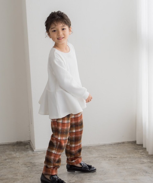 lulpini（ルルピー二）の「kids　裏起毛フレアデザインプルオーバー（スウェット・キッズ・オレンジ/ラベンダー/オフホワイト・S/L/M）」の11枚目の写真