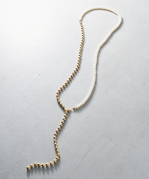 Chico（チコ）の「【SALON by Chico限定】パール×ボールロングネックレス（ネックレス・レディース・シルバー/ゴールド・FREE）」の3枚目の写真