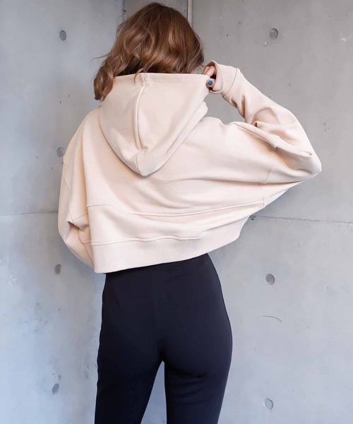 SPIRALGIRL（スパイラルガール）の「カシュクールヘムレイヤードスウェットトップス（パーカー・レディース・ベージュ/ネイビー/グレー・FREE）」の8枚目の写真