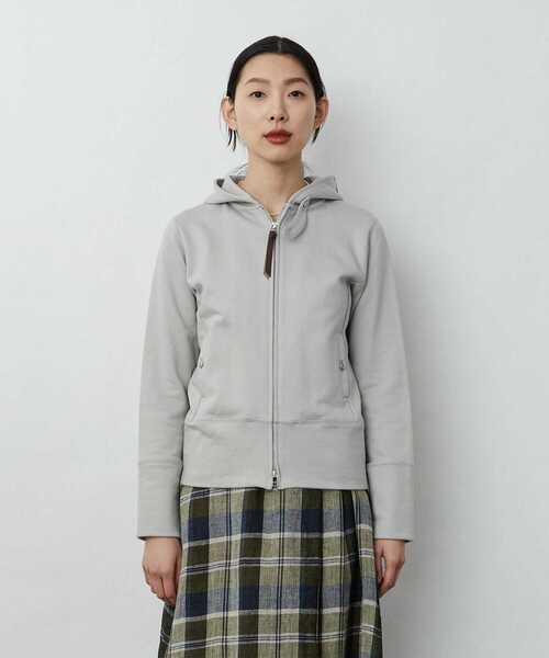 LOISIR（ロワズィール）の「コットン裏毛ジップパーカー（パーカー・レディース・ベージュ/グレー・FREE）」の19枚目の写真