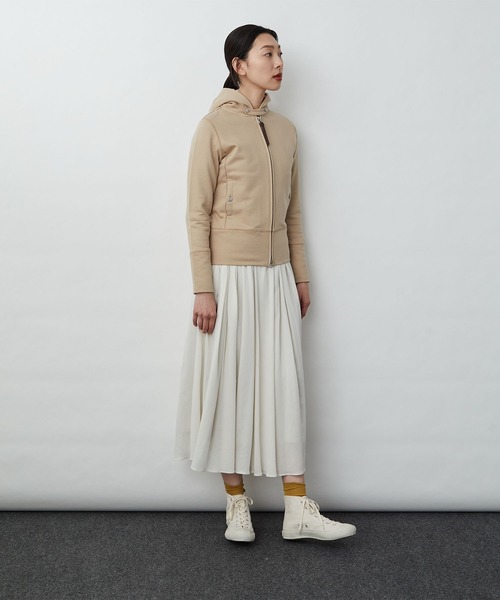 LOISIR（ロワズィール）の「コットン裏毛ジップパーカー（パーカー・レディース・ベージュ/グレー・FREE）」の4枚目の写真