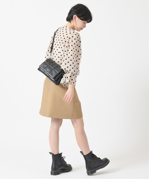 U by SPICK&SPAN(ユーバイスピックアンドスパン)の「ダブルクロスフロントポケットミニスカート◆(スカート・レディース・ベージュ・38/36/34)」の6枚目の写真