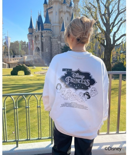 FIG&VIPER（フィグアンドバイパー）の「Disney princess LOGO BIG PO（スウェット・レディース・ブラック/ホワイト/ベージュ・FREE）」の4枚目の写真