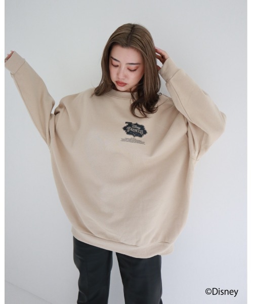 FIG&VIPER（フィグアンドバイパー）の「Disney princess LOGO BIG PO（スウェット・レディース・ブラック/ホワイト/ベージュ・FREE）」の9枚目の写真