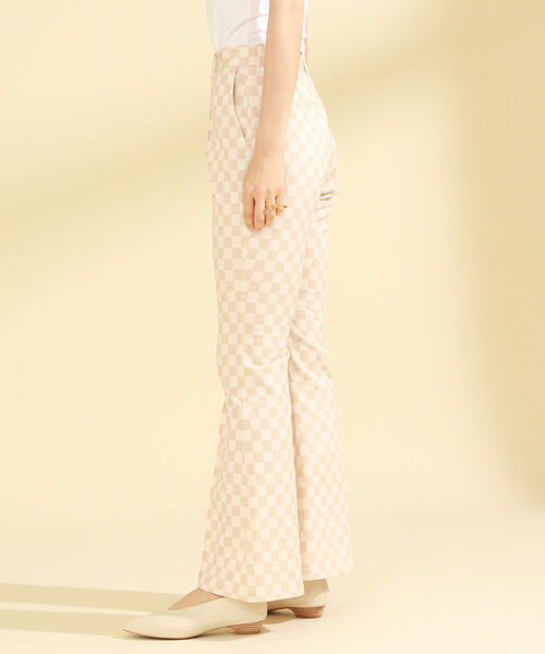 Ray BEAMS(レイビームス)の「Ray BEAMS / チェッカー柄 パンツ(その他パンツ・レディース・オフホワイト/グリーン・1/0)」の22枚目の写真