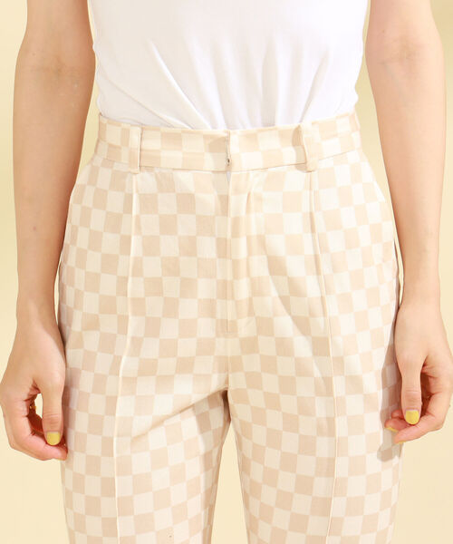 Ray BEAMS(レイビームス)の「Ray BEAMS / チェッカー柄 パンツ(その他パンツ・レディース・オフホワイト/グリーン・1/0)」の19枚目の写真