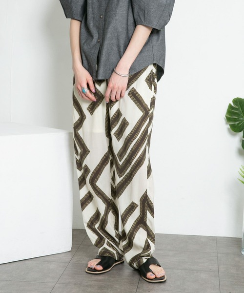 KBF（ケイビーエフ）の「メイズパターンイージーパンツ（その他パンツ・レディース・ホワイト系その他/グリーン系その他・ONE）」の13枚目の写真