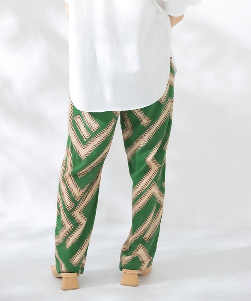 KBF（ケイビーエフ）の「メイズパターンイージーパンツ（その他パンツ・レディース・ホワイト系その他/グリーン系その他・ONE）」の5枚目の写真