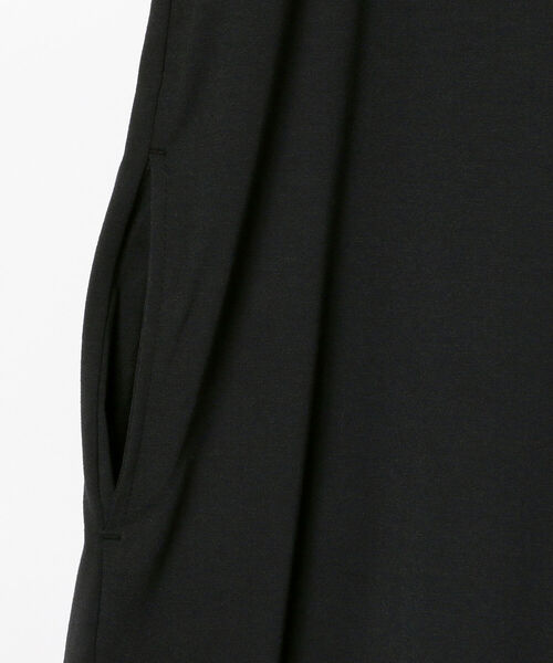 THE NORTH FACE(ザノースフェイス)の「THE NORTH FACE / クルーネック ワンピース(ワンピース・レディース・ブラック/ブラウン・SMALL/MEDIUM)」の8枚目の写真