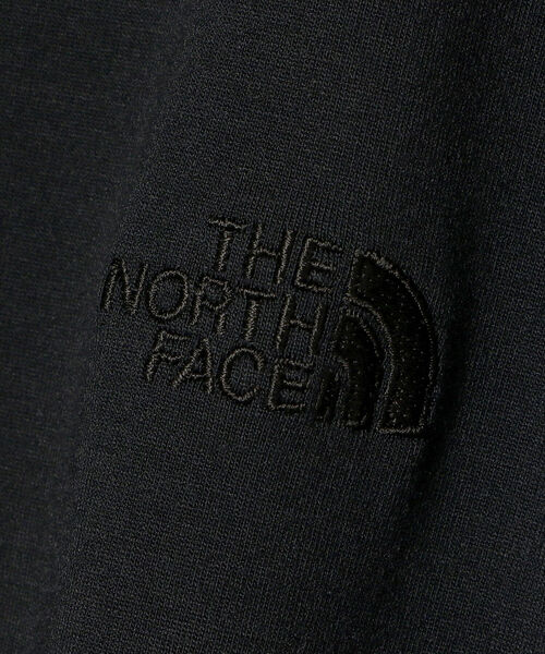 THE NORTH FACE(ザノースフェイス)の「THE NORTH FACE / クルーネック ワンピース(ワンピース・レディース・ブラック/ブラウン・SMALL/MEDIUM)」の5枚目の写真
