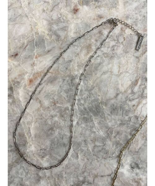 EMODA（エモダ）の「スクエアチェーンネックレス（ネックレス・レディース・シルバー/ゴールド・FREE）」の2枚目の写真